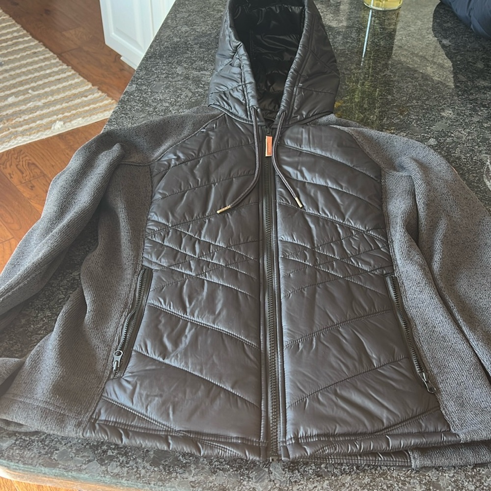 Hooded puffer sweater coat